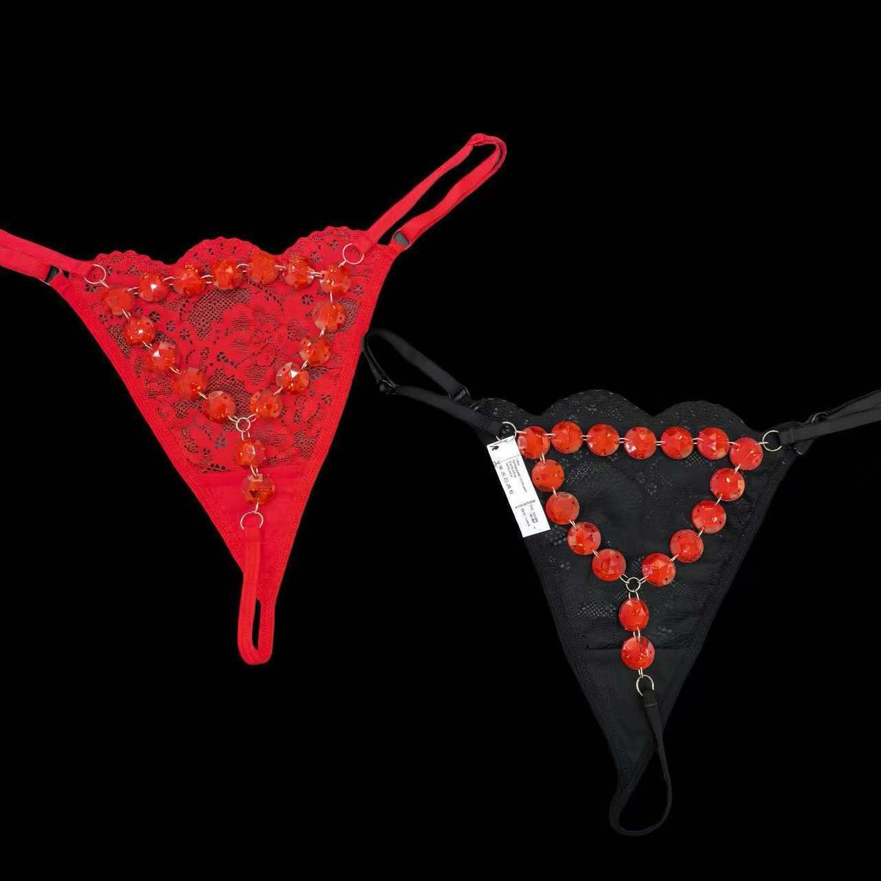 String με γυαλιστερές πετρούλες